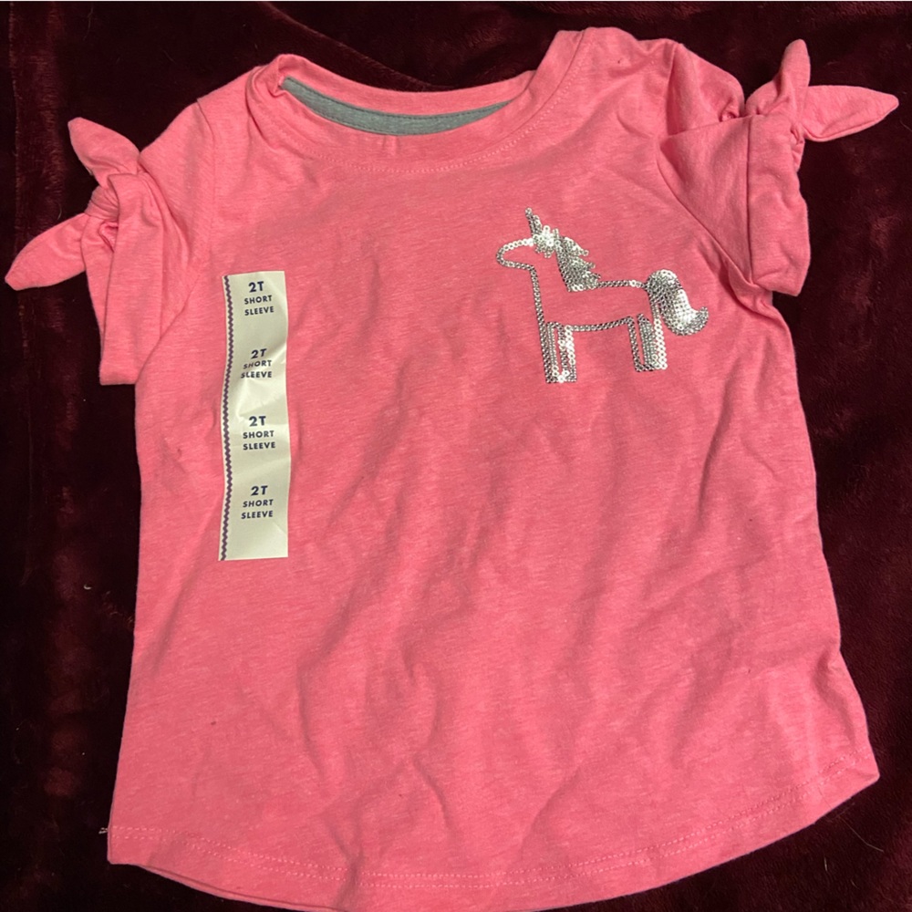 2T Unicorn t-shirt